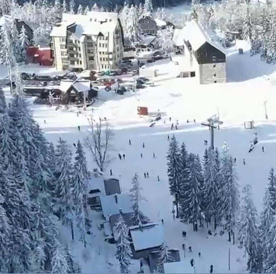 Nivalis Residence Яхорина Екстериор снимка