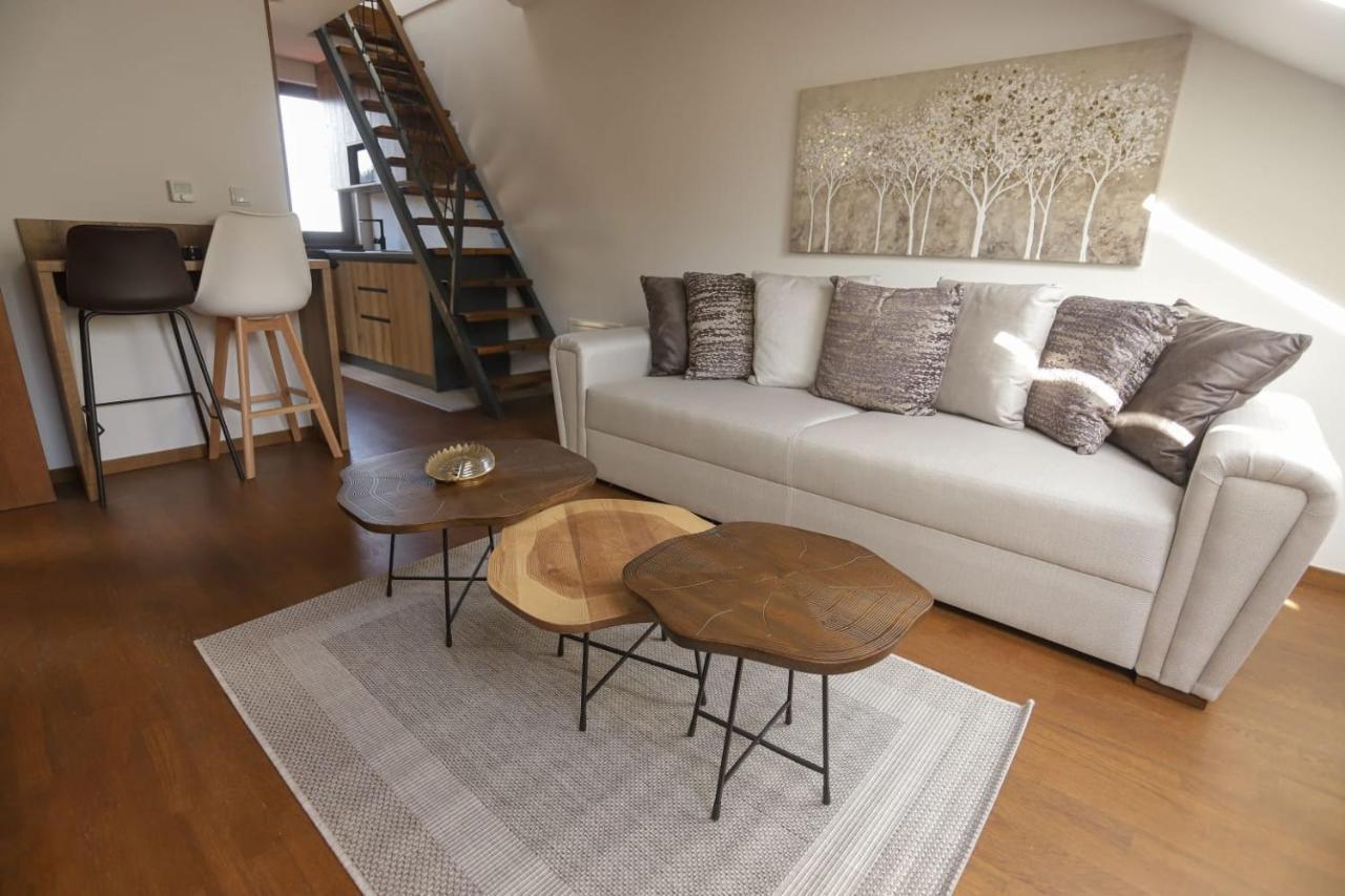 Nivalis Residence Яхорина Екстериор снимка